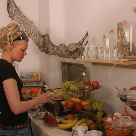 Hotel Strandvilla Janine Borkum Extérieur photo
